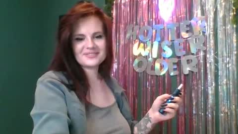 Snapshot of dellacrush_ chatting on 02-12-25, 10:14 dellacrush_ online show from 02-12-25, 10:14