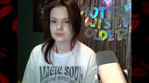 Snapshot of dellacrush_ chatting on 02-14-25, 10:17 dellacrush_ online show from 02-14-25, 10:17