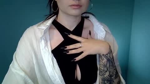 Snapshot of dellacrush_ chatting on 02-20-25, 05:40 dellacrush_ online show from 02-20-25, 05:40