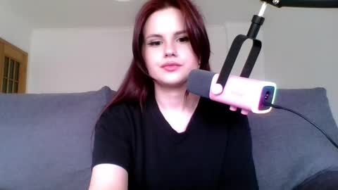 Snapshot of dellacrush_ chatting on 03-02-25, 04:10 dellacrush_ online show from 03-02-25, 04:10