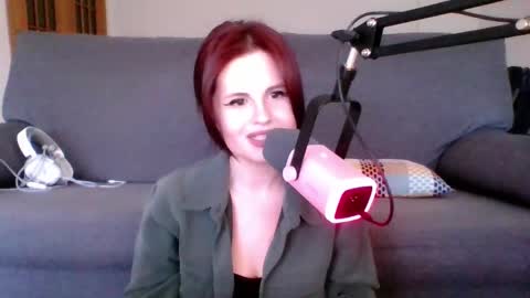 Snapshot of dellacrush_ chatting on 03-09-25, 06:11 dellacrush_ online show from 03-09-25, 06:11