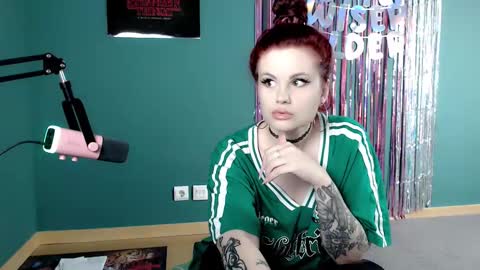 Snapshot of dellacrush_ chatting on 10-07-25, 09:50 dellacrush_ online show from 10-07-25, 09:50