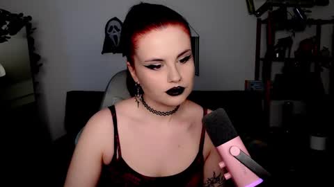 Snapshot of dellacrush_ chatting on 11-08-25, 06:07 dellacrush_ online show from 11-08-25, 06:07