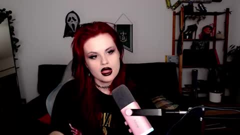 Snapshot of dellacrush_ chatting on 11-10-25, 06:40 dellacrush_ online show from 11-10-25, 06:40