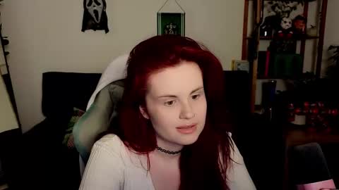 Snapshot of dellacrush_ chatting on 11-22-25, 06:07 dellacrush_ online show from 11-22-25, 06:07