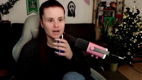 Snapshot of dellacrush_ chatting on 12-22-25, 06:05 dellacrush_ online show from 12-22-25, 06:05