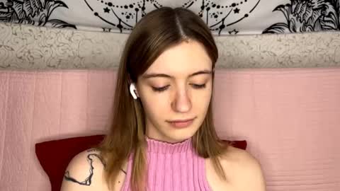 Snapshot of dellisifuentes chatting on 02-19-26, 12:45 Sia online show from 02-19-26, 12:45