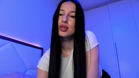 delly_love online show from 04-16-26, 08:09