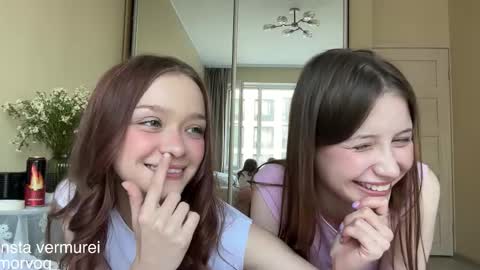 Delora online show from 09-09-25, 01:21