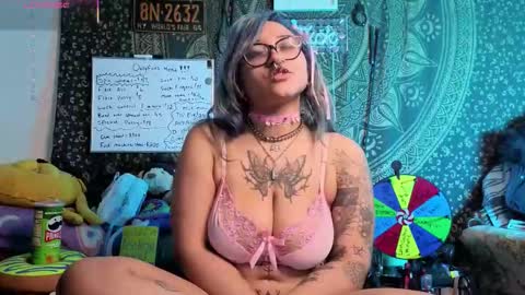 TankinBody online show from 12-18-25, 03:23