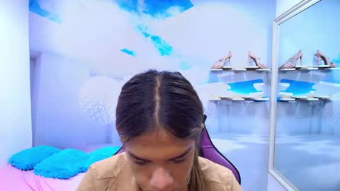 DEMI online show from 04-11-26, 11:58