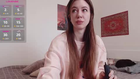 Snapshot of demiamour chatting on 02-25-25, 09:20 Demi. not your babybabebb and other shit online show from 02-25-25, 09:20