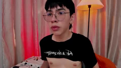 Snapshot of demian_hush chatting on 02-21-26, 07:26 demian_hush online show from 02-21-26, 07:26