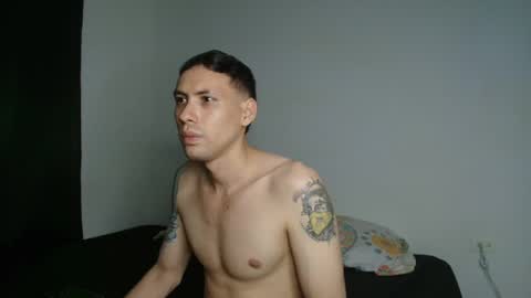 Snapshot of demian_melany_ chatting on 12-19-25, 05:47 demian_melany_ online show from 12-19-25, 05:47