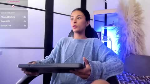 Snapshot of demiprince_ chatting on 05-16-26, 10:36 Demi online show from 05-16-26, 10:36