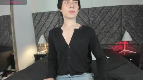   online show from 06-06-26, 12:21