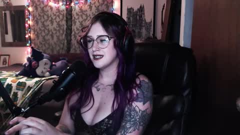 Snapshot of demongf chatting on 11-23-25, 01:49 Demoness Mina online show from 11-23-25, 01:49