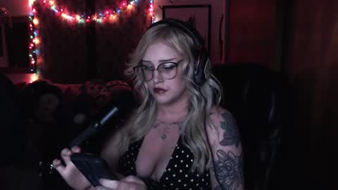 Snapshot of demongf chatting on 01-07-26, 04:04 Demoness Mina online show from 01-07-26, 04:04