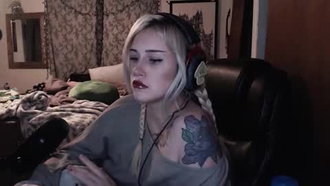 Snapshot of demongf chatting on 03-06-26, 02:30 Demoness Mina online show from 03-06-26, 02:30