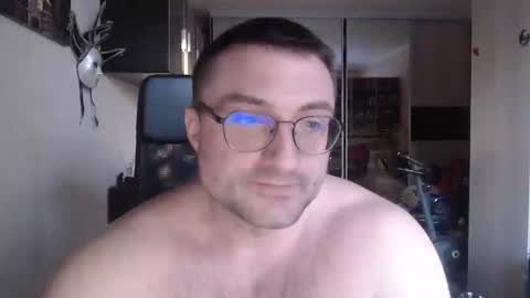Den online show from 02-17-25, 01:32