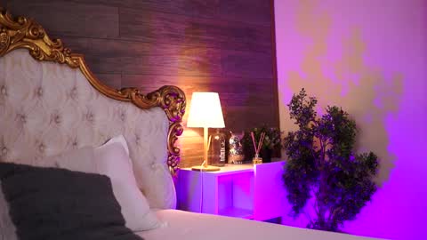 denisedevilles online show from 01-04-25, 08:17