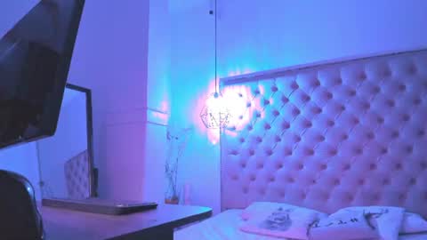 Snapshot of denisse_logan chatting on 06-26-26, 03:22 denisse_logan online show from 06-26-26, 03:22
