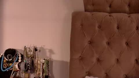 Snapshot of denisseperry chatting on 06-27-26, 10:37 Ela online show from 06-27-26, 10:37