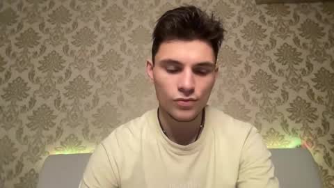 Snapshot of denlover chatting on 01-18-25, 01:29 Den online show from 01-18-25, 01:29