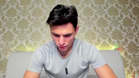 Snapshot of denlover chatting on 02-07-25, 03:19 Den online show from 02-07-25, 03:19