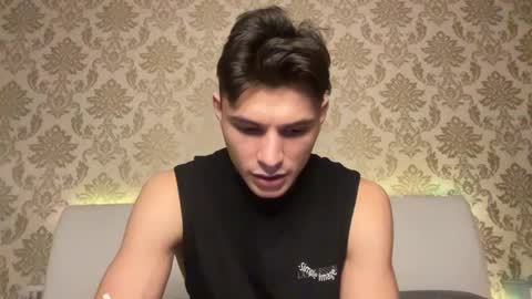 Snapshot of denlover chatting on 02-21-25, 03:32 Den online show from 02-21-25, 03:32