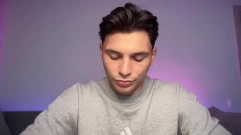 Snapshot of denlover chatting on 09-15-25, 12:05 Den online show from 09-15-25, 12:05