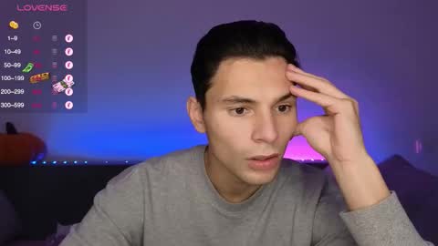 Snapshot of denlover chatting on 10-08-25, 10:24 Den online show from 10-08-25, 10:24