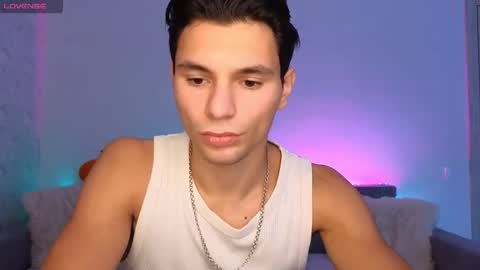 Snapshot of denlover chatting on 10-26-25, 07:47 Den online show from 10-26-25, 07:47