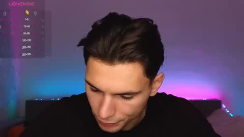 Snapshot of denlover chatting on 11-10-25, 08:24 Den online show from 11-10-25, 08:24