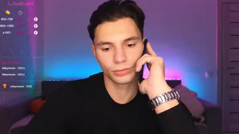 Snapshot of denlover chatting on 11-12-25, 09:21 Den online show from 11-12-25, 09:21