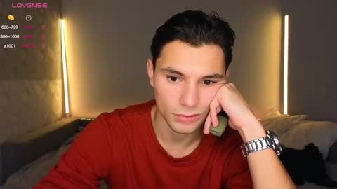 Snapshot of denlover chatting on 11-26-25, 12:39 Den online show from 11-26-25, 12:39