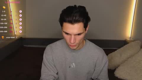 Snapshot of denlover chatting on 12-18-25, 01:11 Den online show from 12-18-25, 01:11