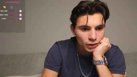 Snapshot of denlover chatting on 12-20-25, 02:07 Den online show from 12-20-25, 02:07