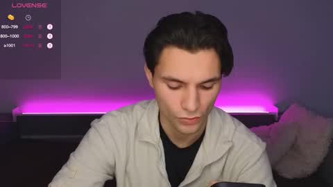 Snapshot of denlover chatting on 02-09-26, 11:03 Den online show from 02-09-26, 11:03