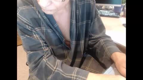 Snapshot of denn_jett chatting on 02-15-26, 11:52 Den Jet online show from 02-15-26, 11:52