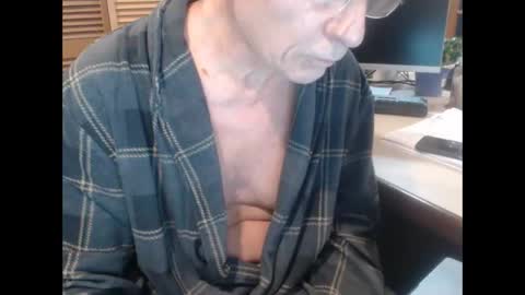 Snapshot of denn_jett chatting on 02-23-26, 11:51 Den Jet online show from 02-23-26, 11:51