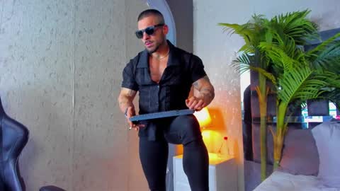 dennis_cox_ online show from 02-18-25, 11:33