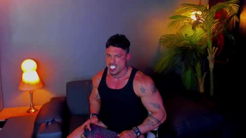 dennis_cox_ online show from 10-21-25, 08:15