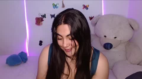 Snapshot of dennis_love_ chatting on 06-13-26, 03:15 rosse online show from 06-13-26, 03:15