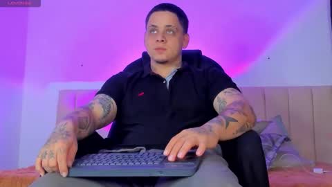 dennis munera online show from 09-19-25, 10:49