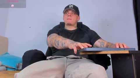 dennis munera online show from 10-03-25, 12:02