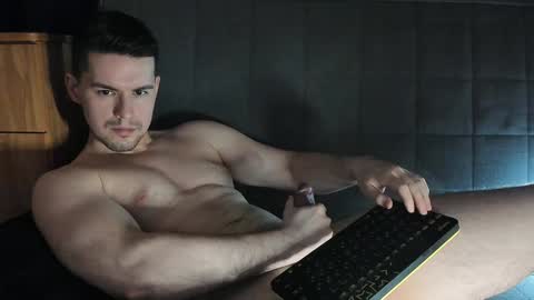 Snapshot of dennis_night chatting on 01-19-25, 11:32 Den online show from 01-19-25, 11:32