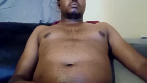 Snapshot of dentzo chatting on 12-19-24, 03:19 mastER blACK online show from 12-19-24, 03:19