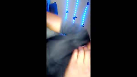 Snapshot of dentzo chatting on 03-02-25, 11:31 mastER blACK online show from 03-02-25, 11:31