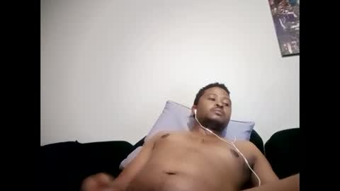 Snapshot of dentzo chatting on 02-01-26, 01:15 mastER blACK online show from 02-01-26, 01:15